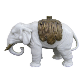 Eléphant en Porcelaine Blanche