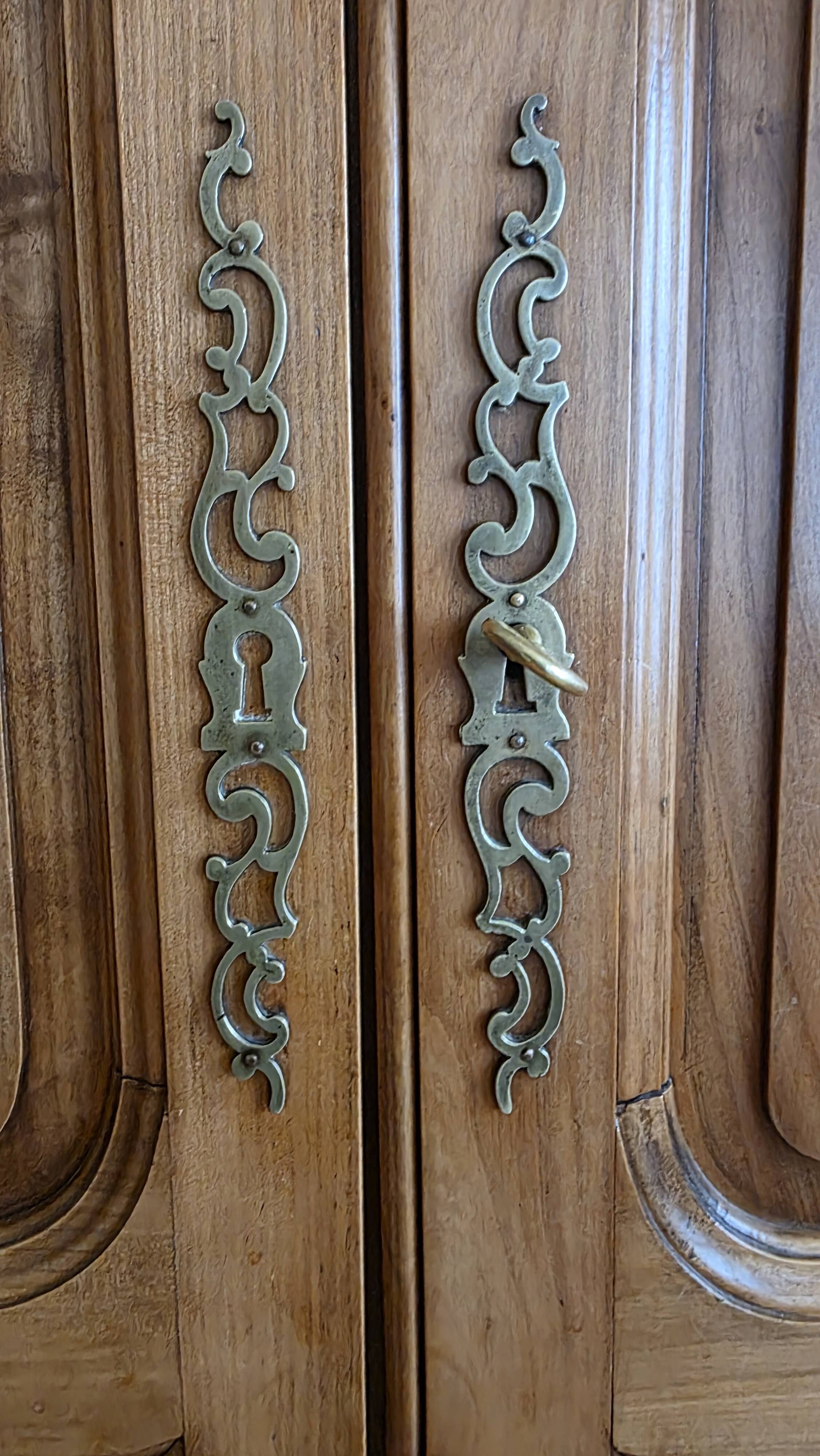 Armoire en merisiera