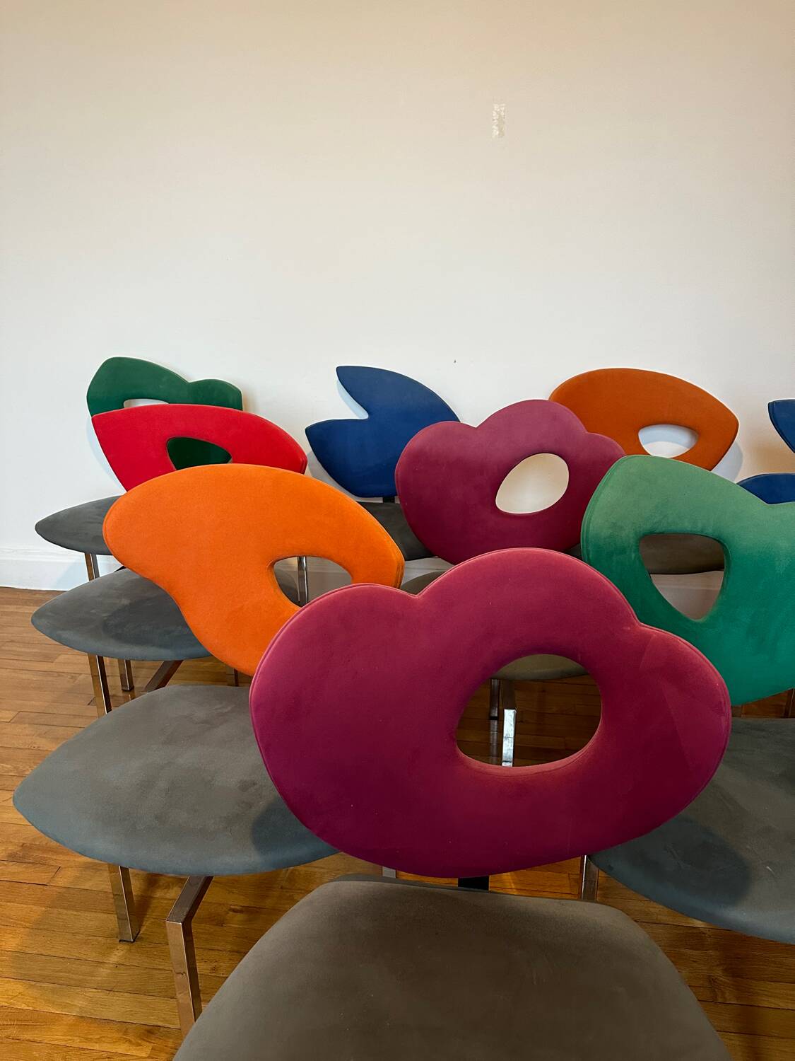 10 vintage Giorgio Saporiti chairs