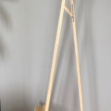 Adjustable painter's easel condition nine twentieth era