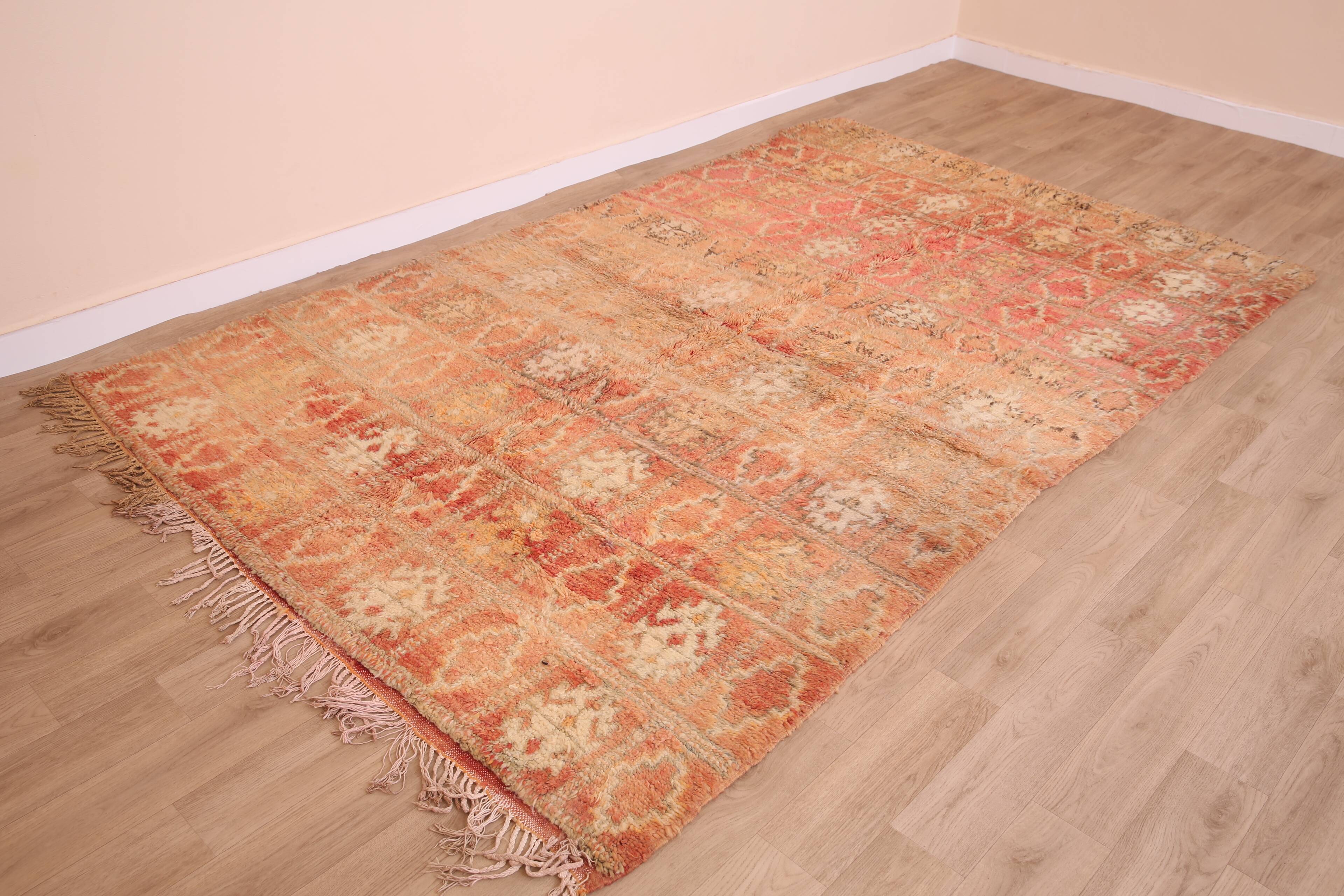 Peach Vintage Moroccan Rug 176 x 287 cm, Berber Wool Rug, Handmade Boho Rug