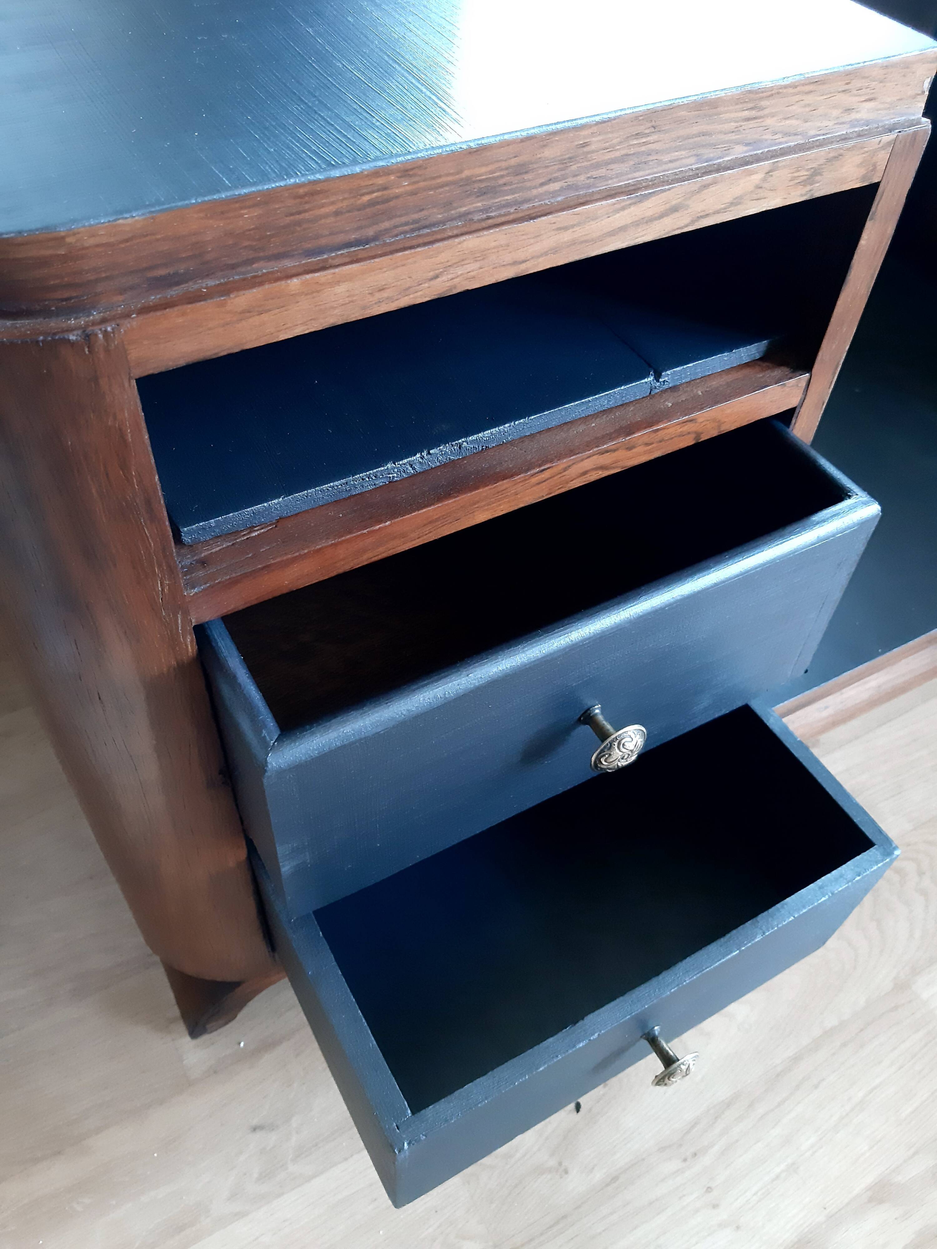 Art Deco hairdresser