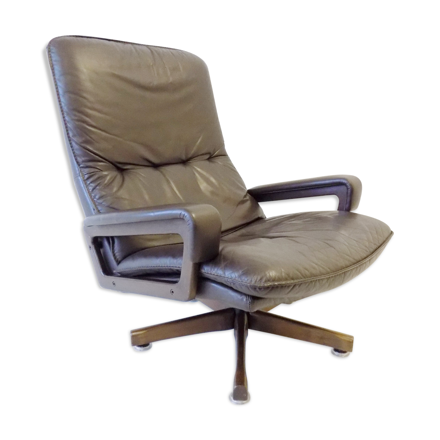 Strässel King chair brown leather armchair by Andre Vandenbeuck for WK