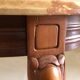 Table basse avec plateau en marbre