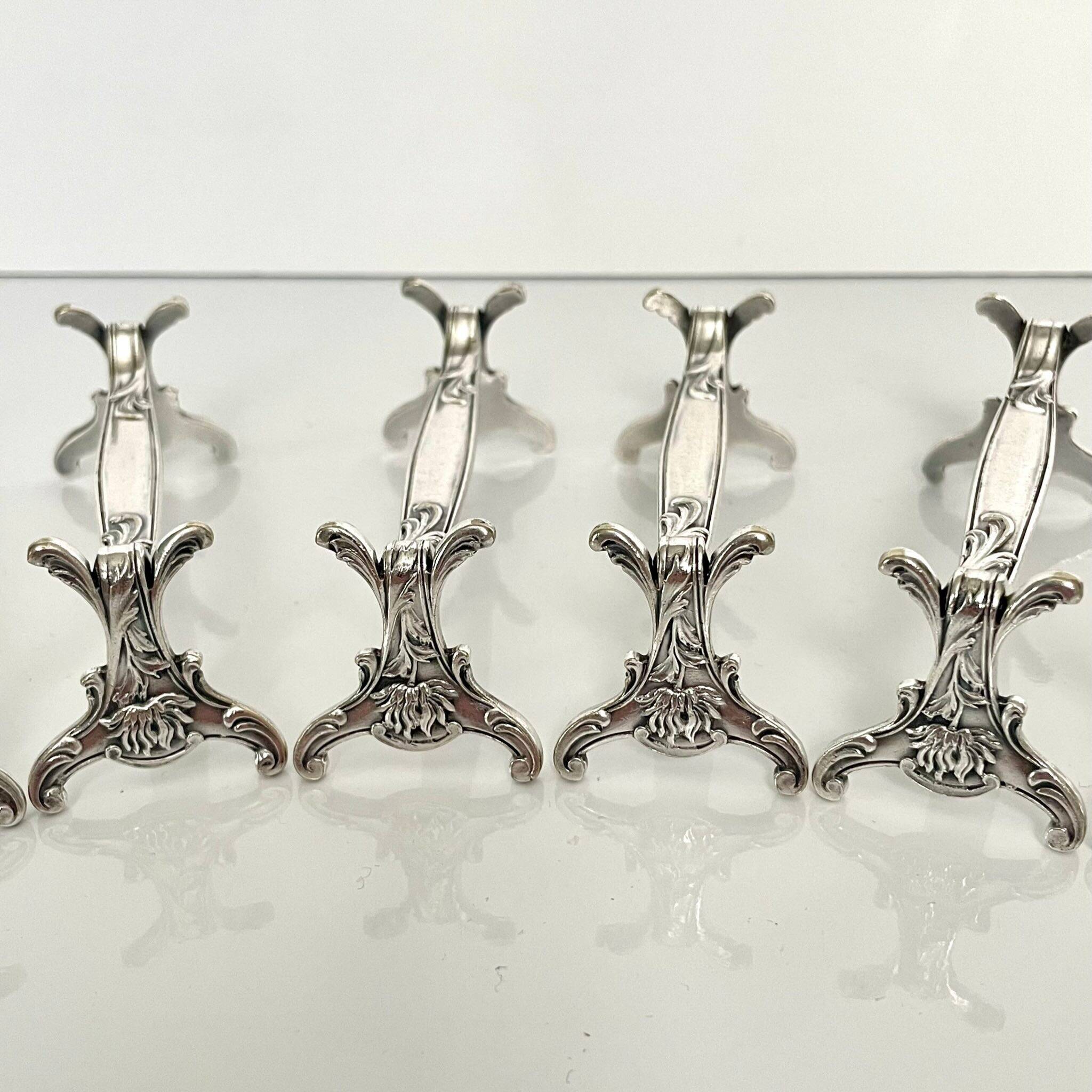 6 porte-couteaux modèle "Chrysanthème" de la Maison Christofle