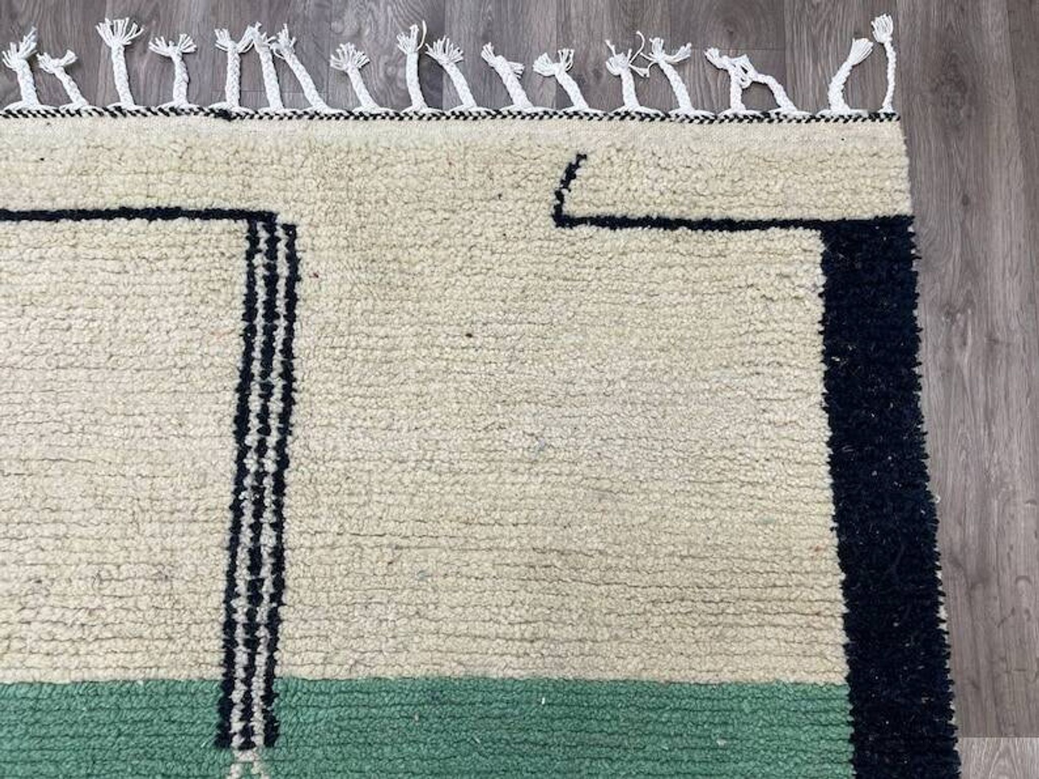 Handmade wool rug 3*2m Moroccan