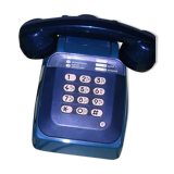 old blue phone with keys