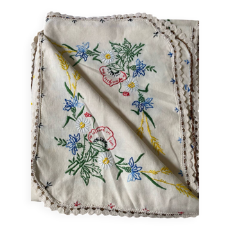 Set of tablecloth and 6 napkins in vintage embroidered linen 50