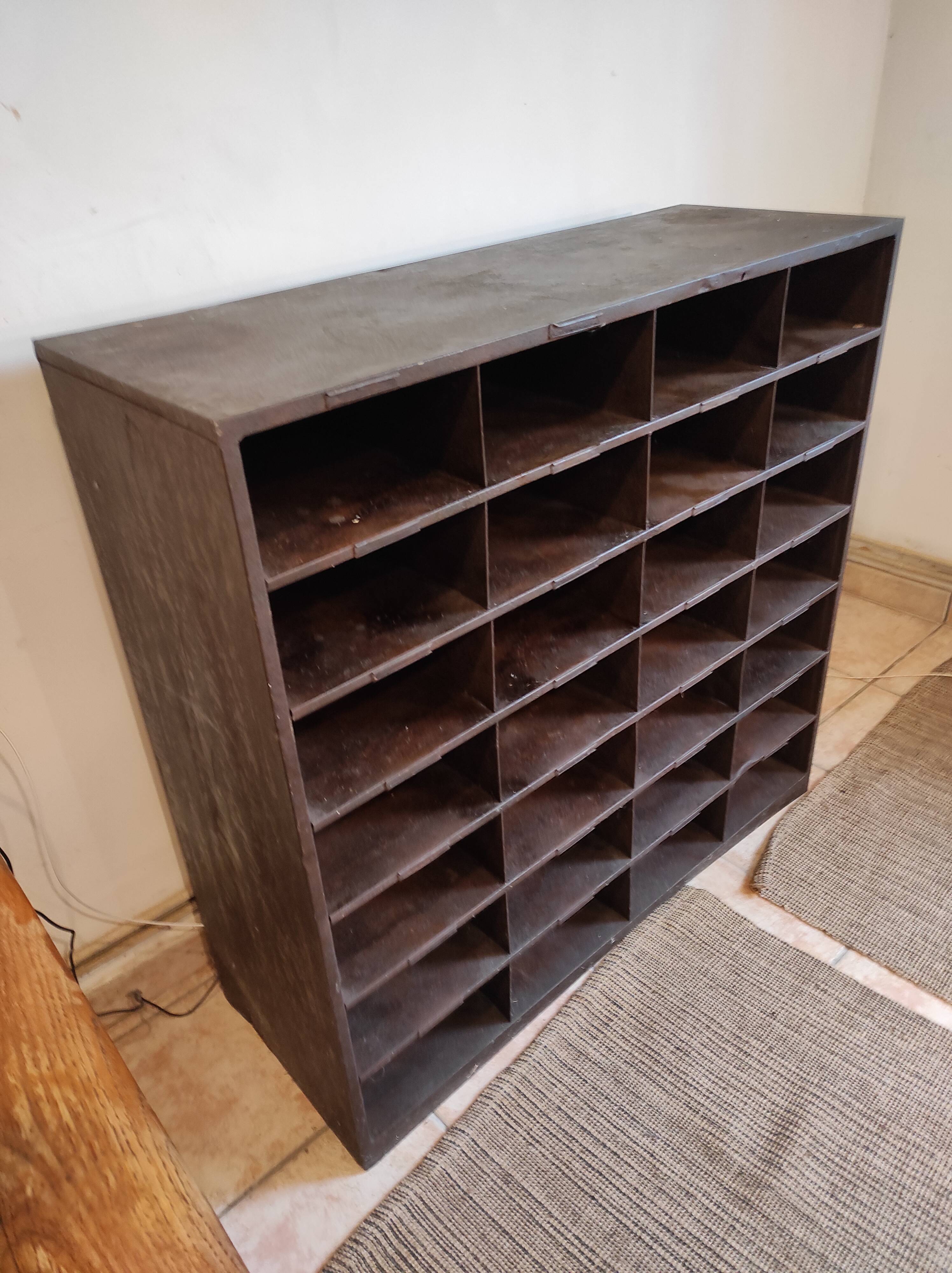 Metal rack cabinet