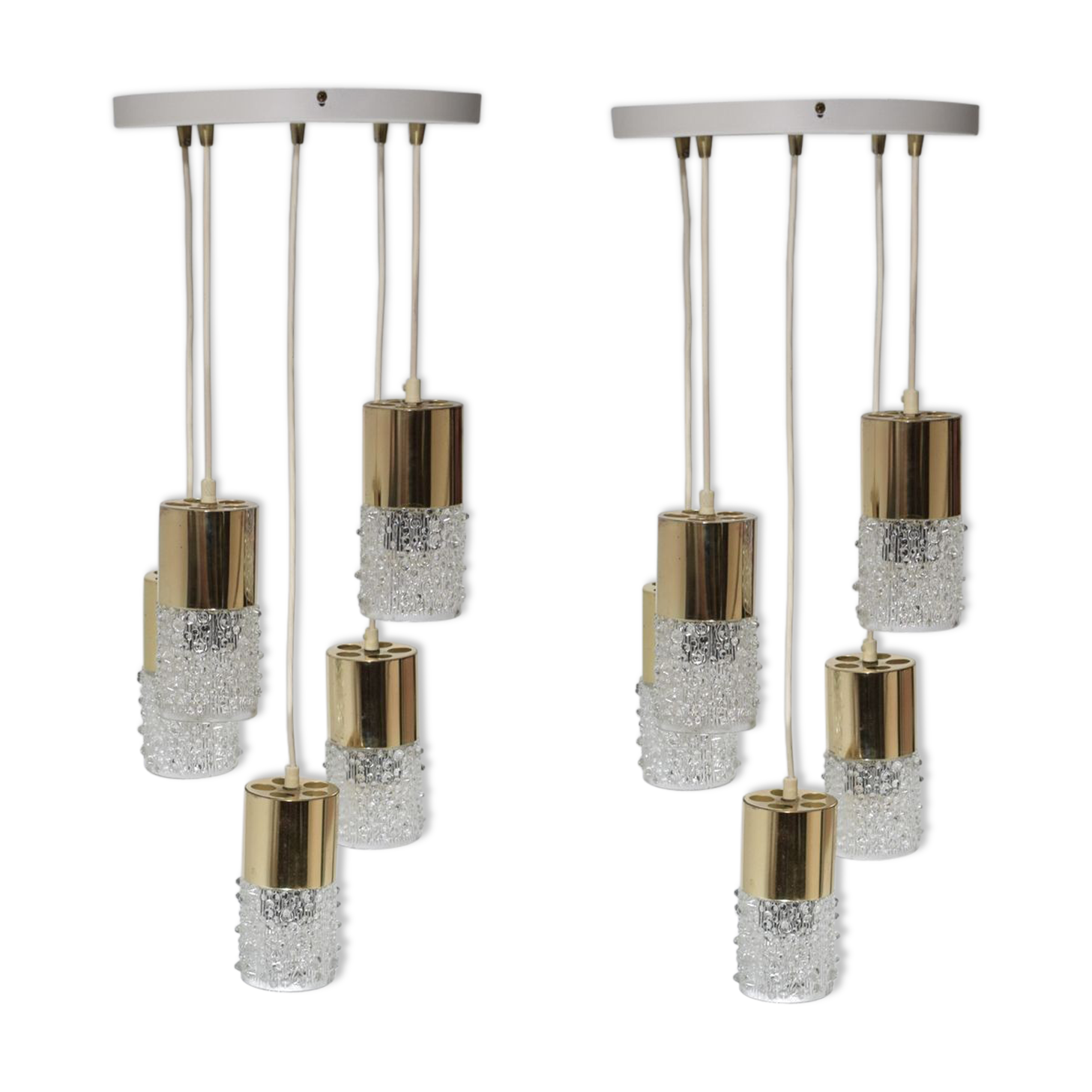 Pair of hanging lamps
