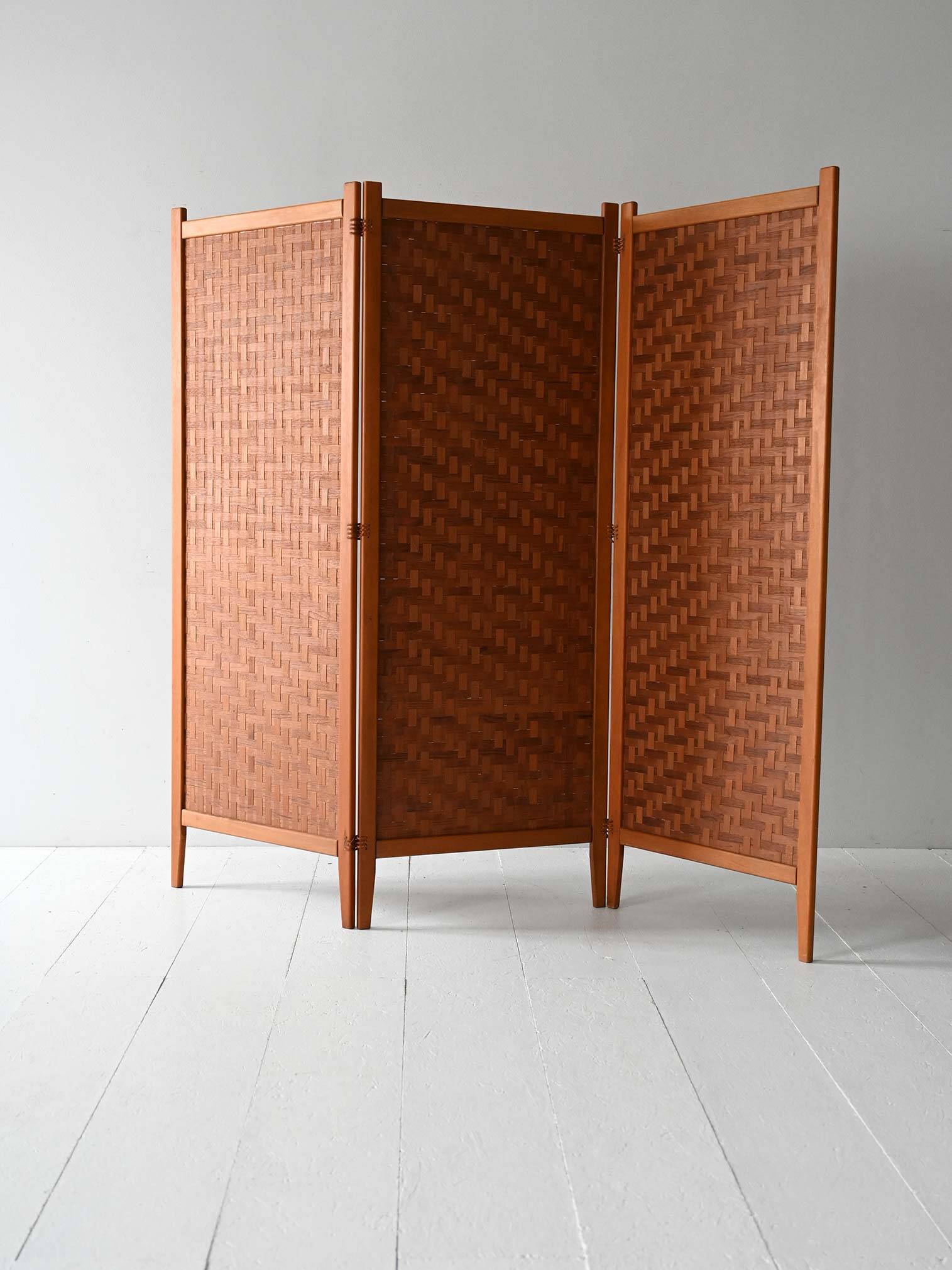 Scandinavian Spåna teak screen 1950s/60s