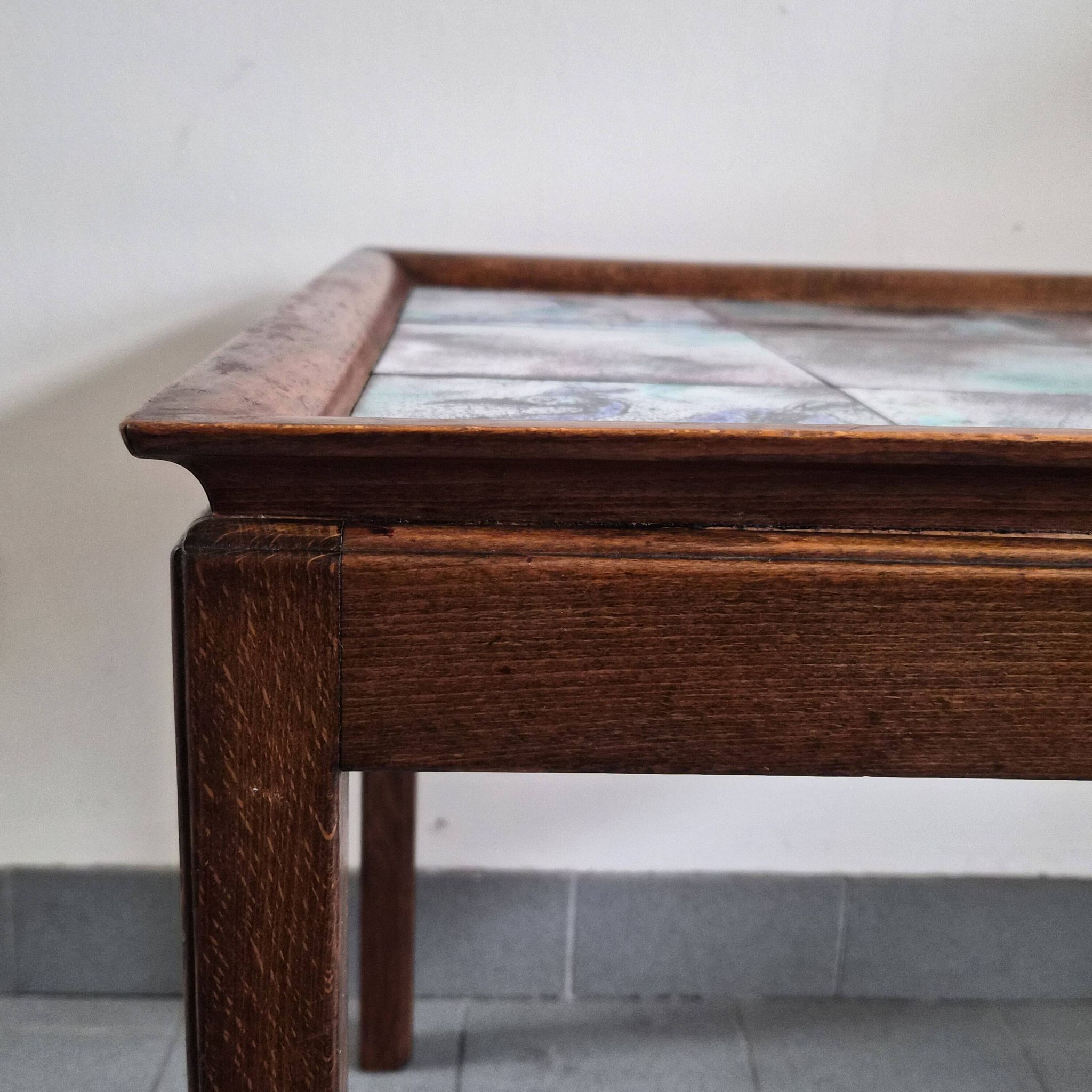 Table d'appoint scandinave de Frits Henningsen, 1940