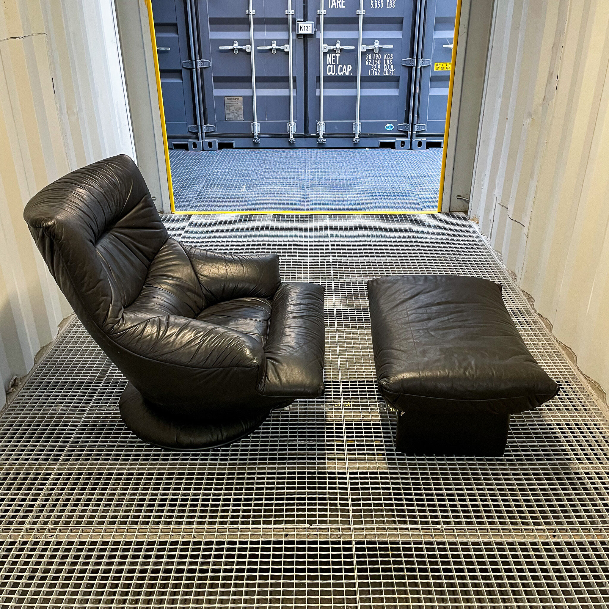 Ligne roset - armchair driver and sound ottoman 70's