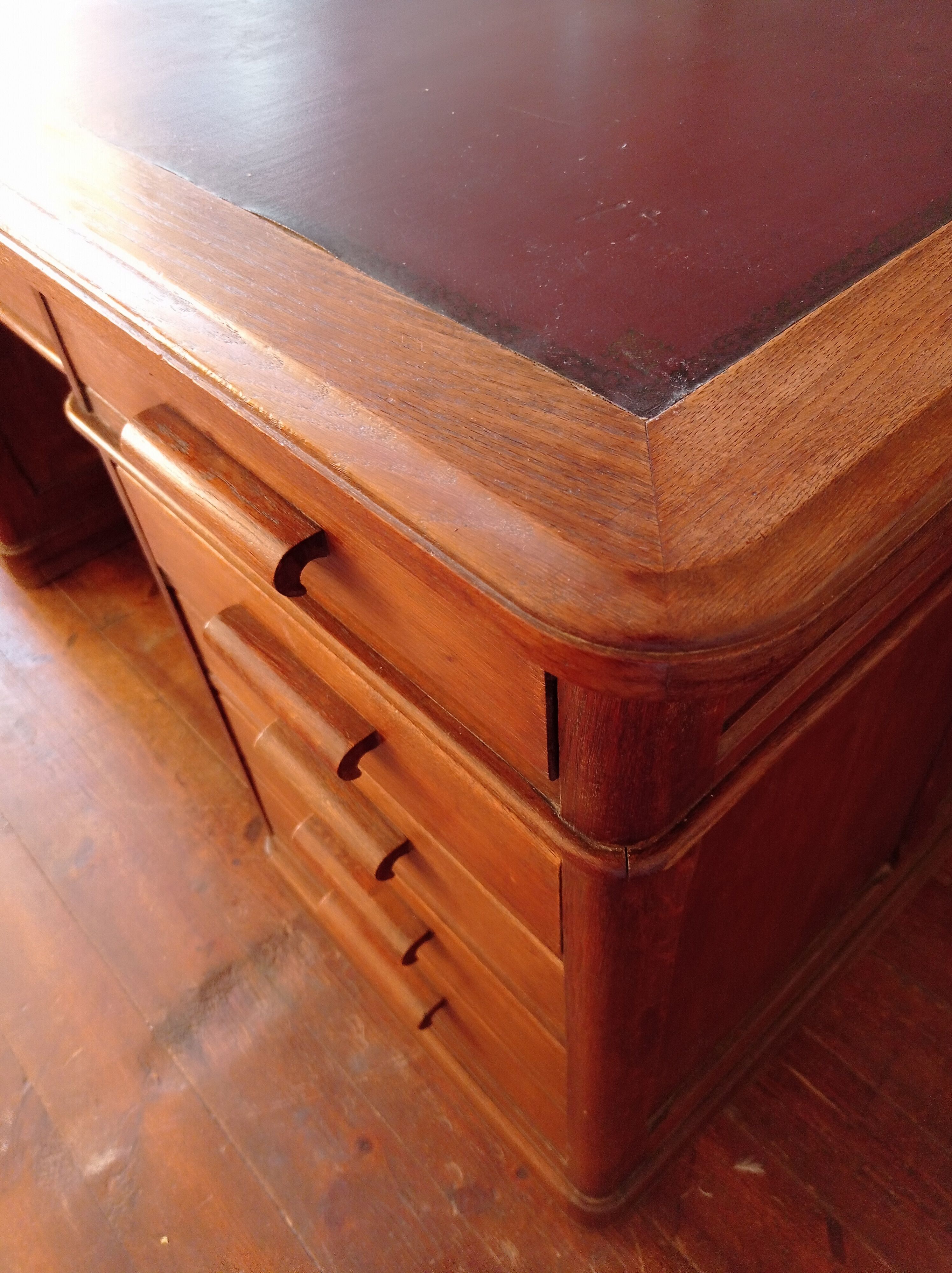Oak desk