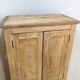Armoire parisienne en bois brut