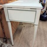 Dressing table with shutters
