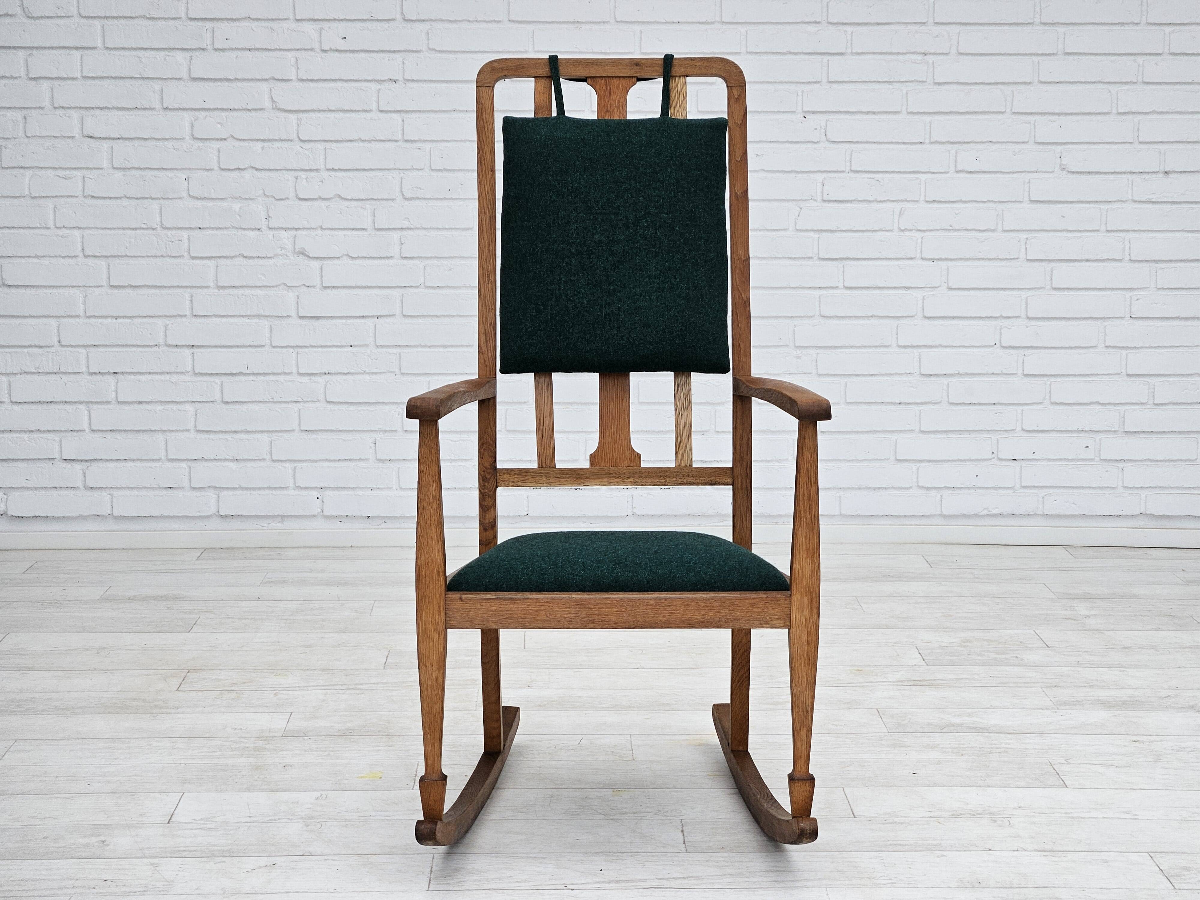 Fauteuil à bascule danois à dossier haut rembourré, laine de meuble kvadrat, années 1950-60,
