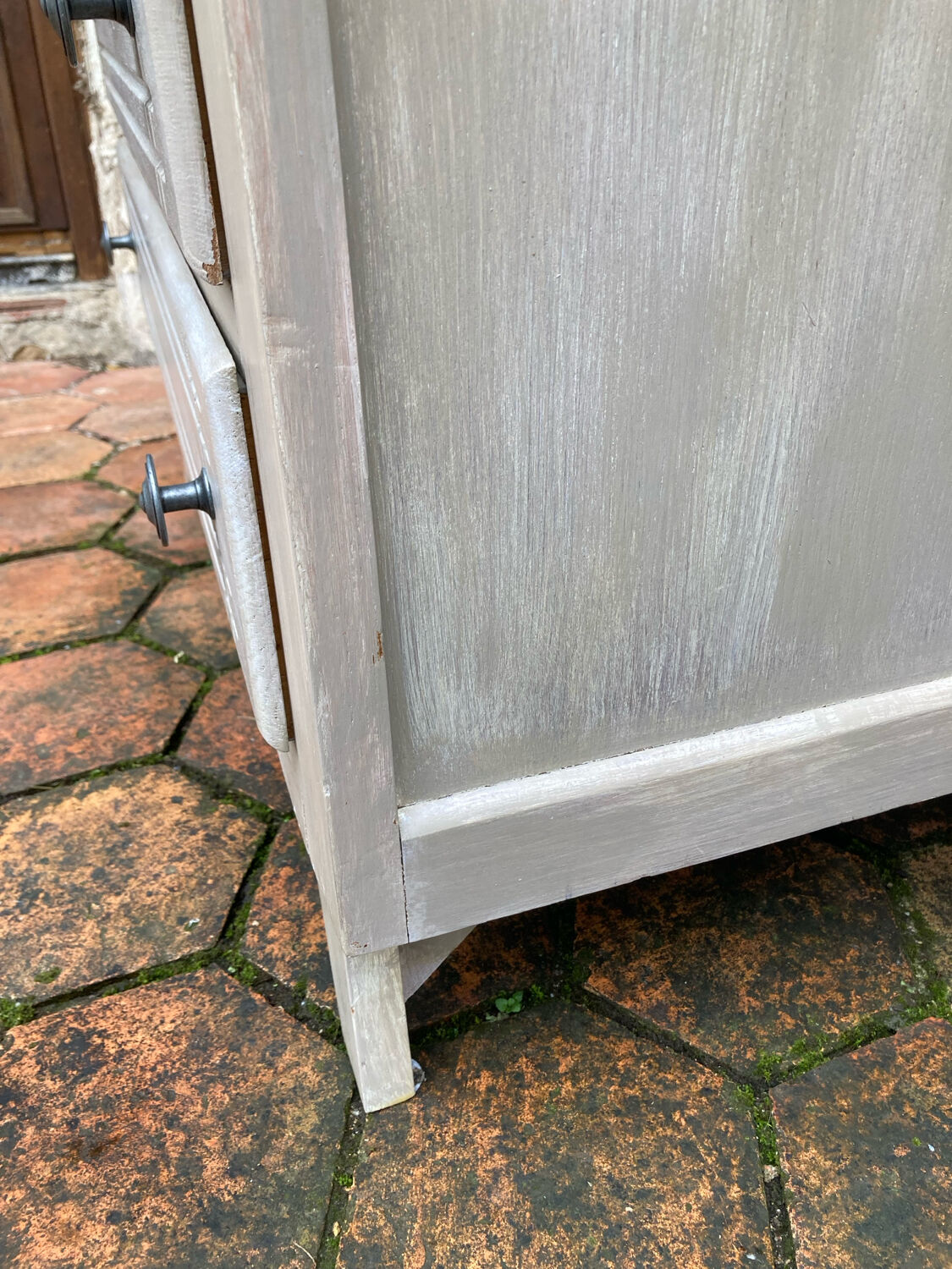 Vintage chest of drawers