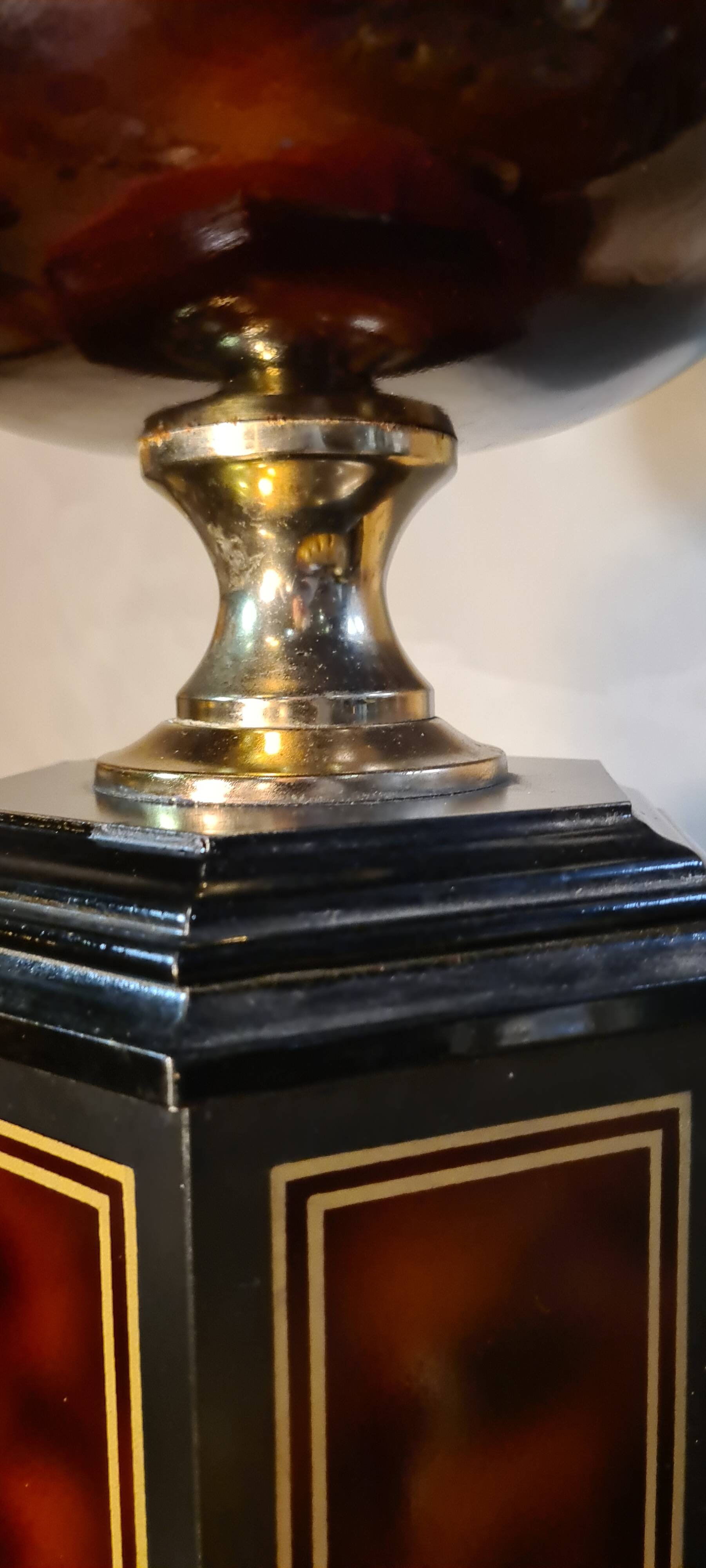 Living room lamp from Maison Dauphin 1970 to 80 cast aluminum, brown lacquered 102x4