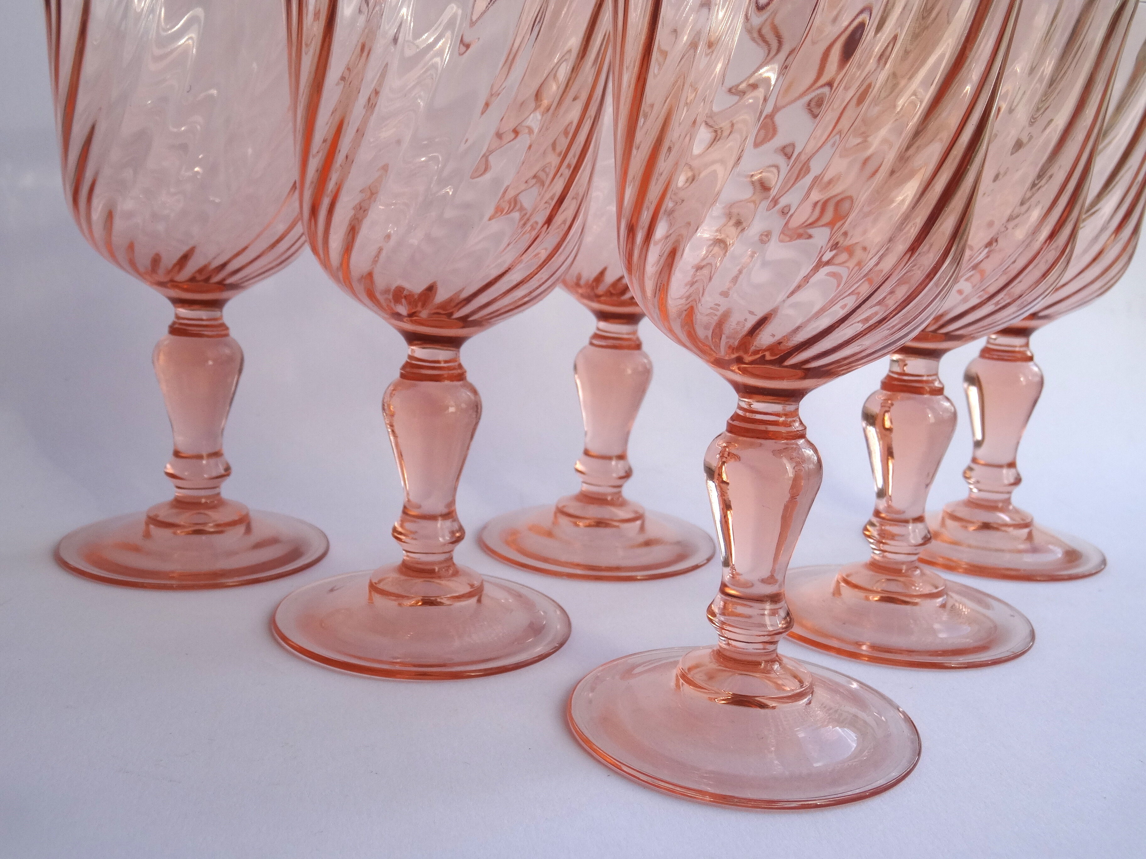 6 Luminarc Rosaline red wine glasses