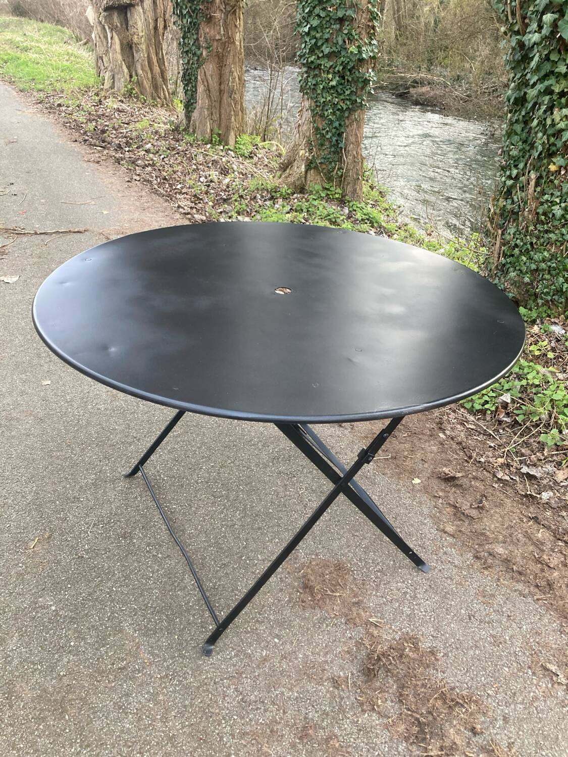Garden table