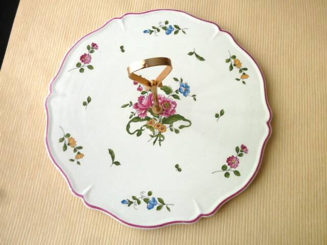 Vieux Saint Amand earthenware cheese board