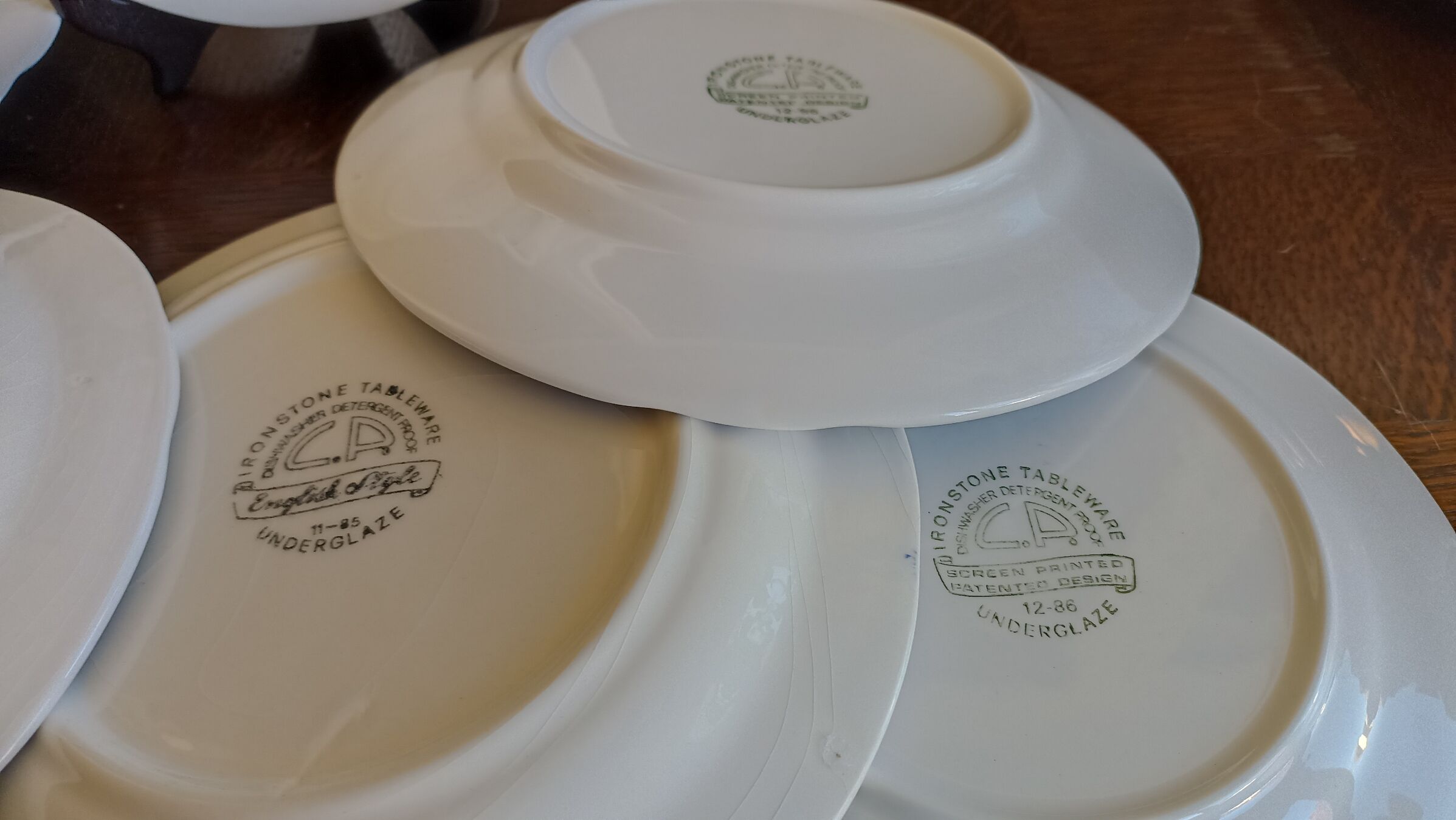 6 flat blue plates in iron earth CP