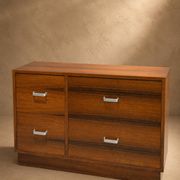 Commode en palissandre de Rio, Suisse circa 1970