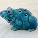 Frog flower picker