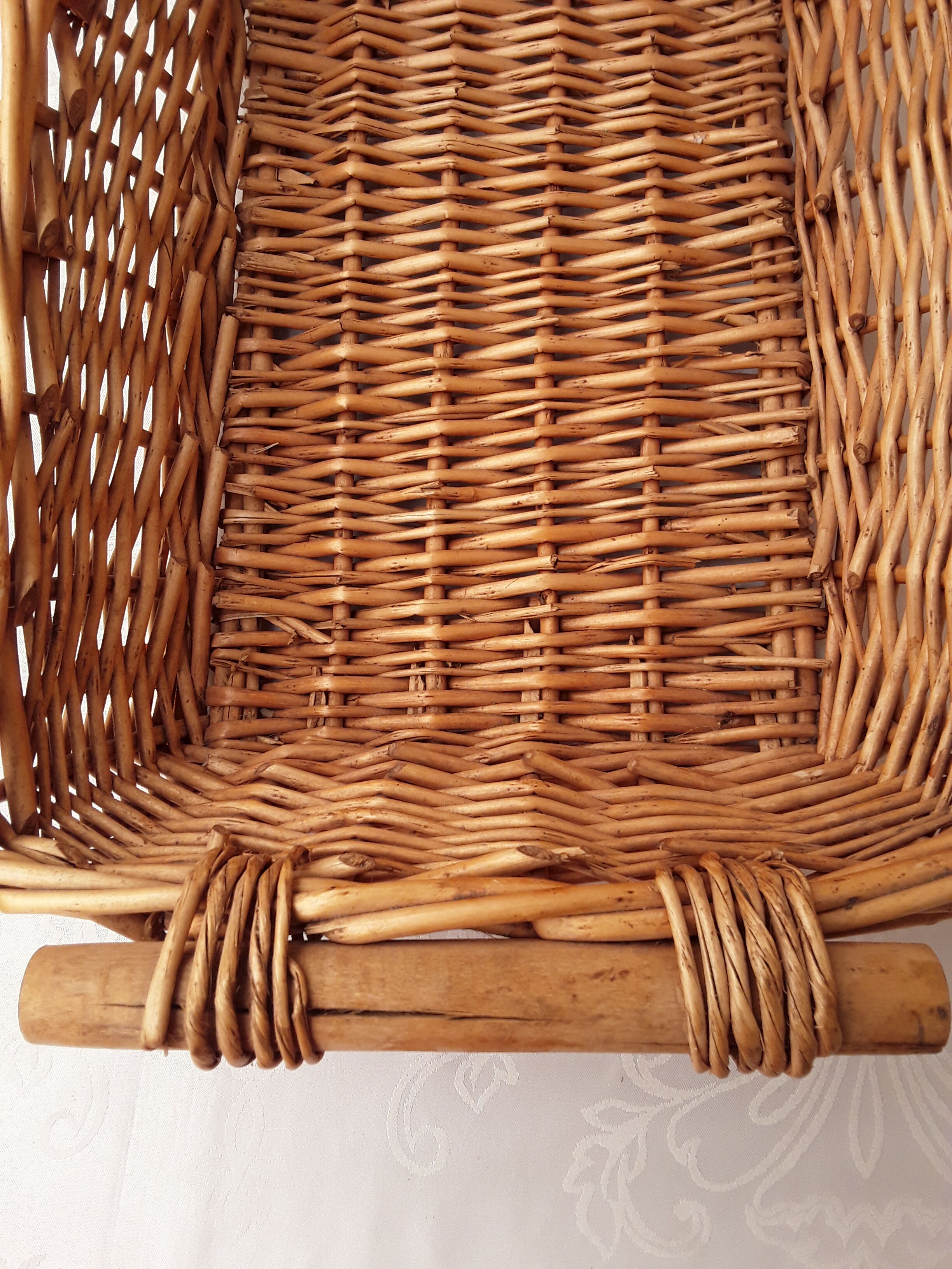 Wicker basket