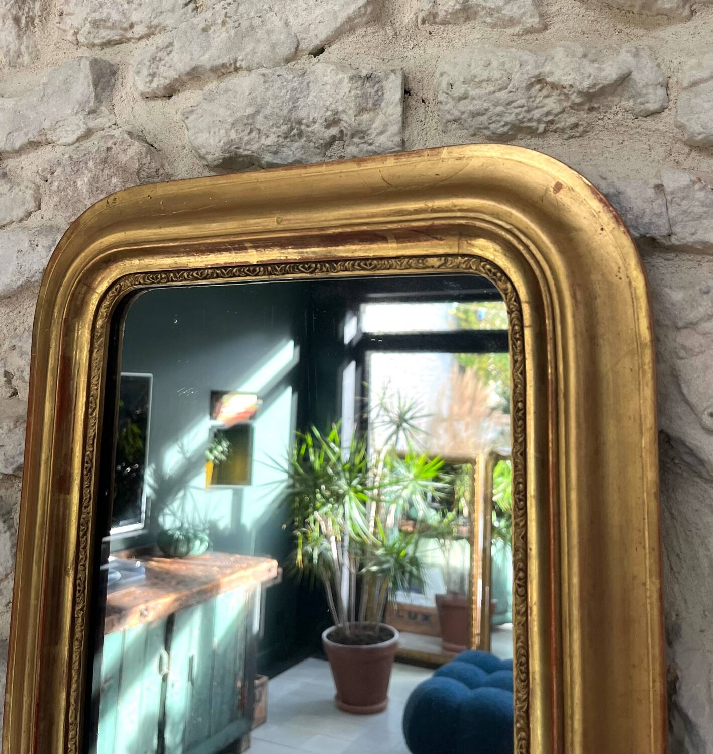 Antique mirror 42.5/36.5cm Louis-Philippe gilded with gold leaf, mercury