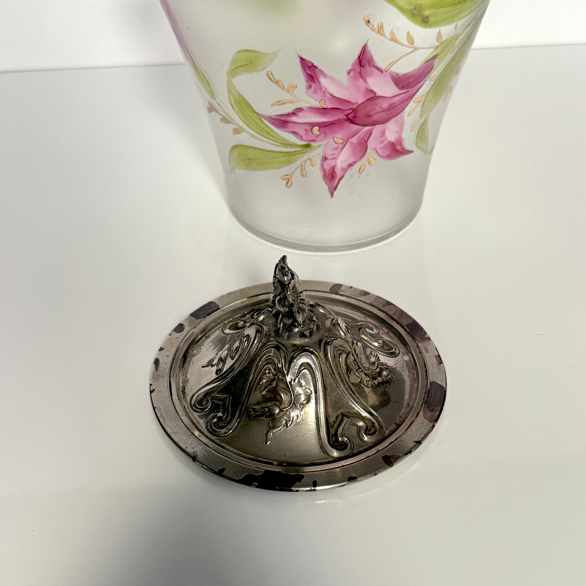 Art Nouveau biscuit jar