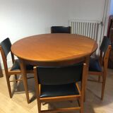 Series of 6 vintage Scandinavian style chairs