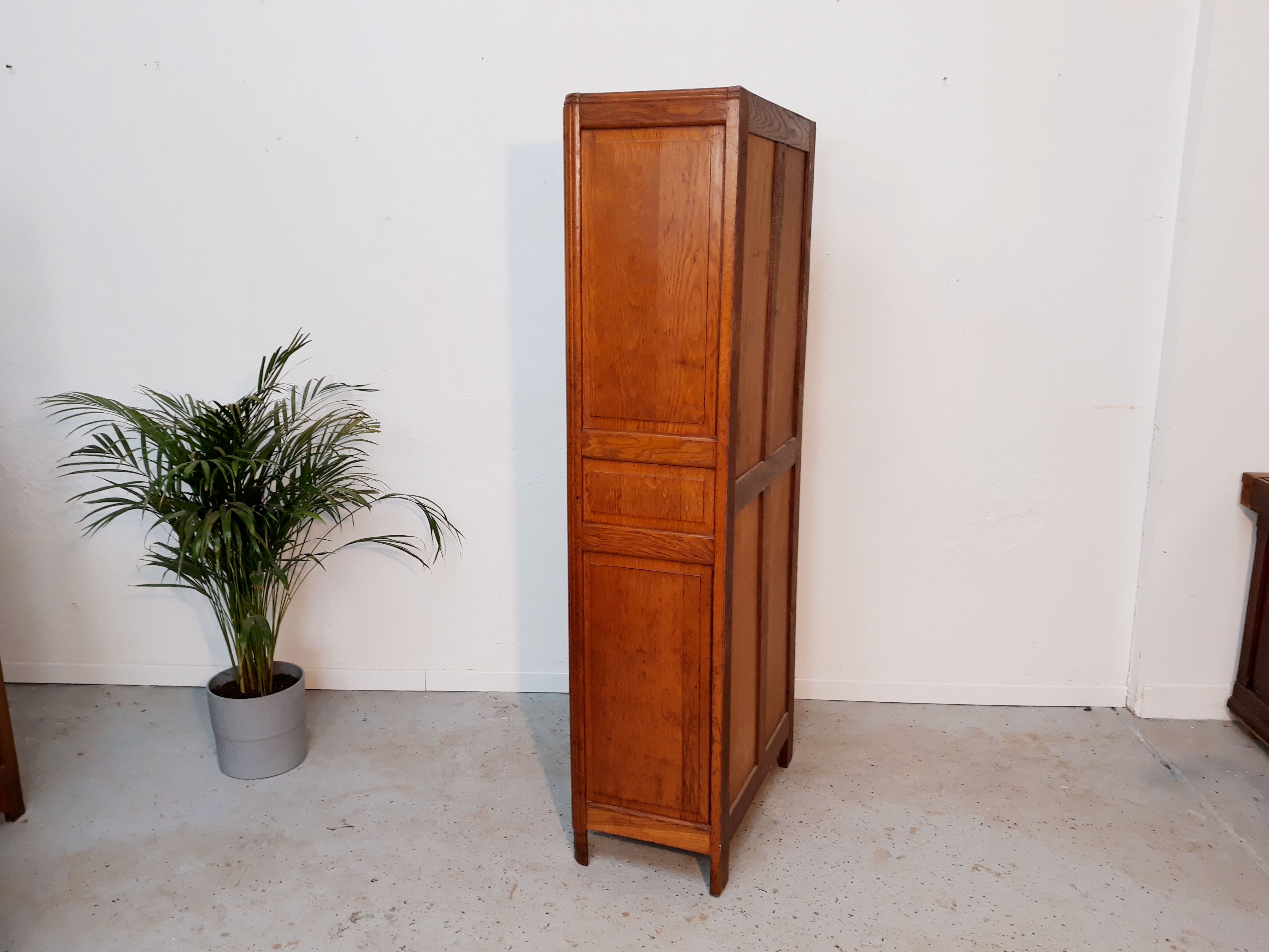 Art Deco wardrobre