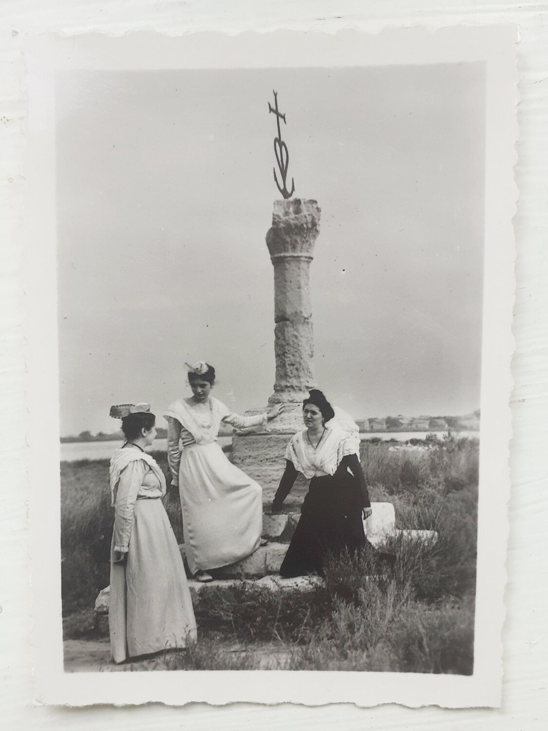 Pocket of old photos of Saintes-Maries-de-la-Mer