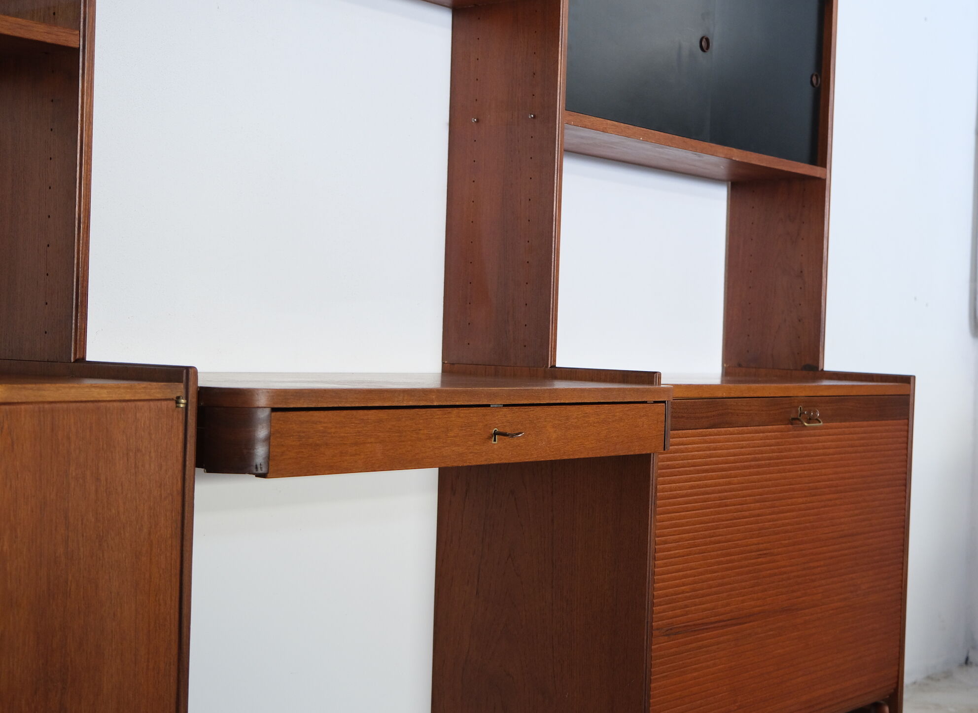Norwegian Mid Century Modular Standing Shelf, 1960's