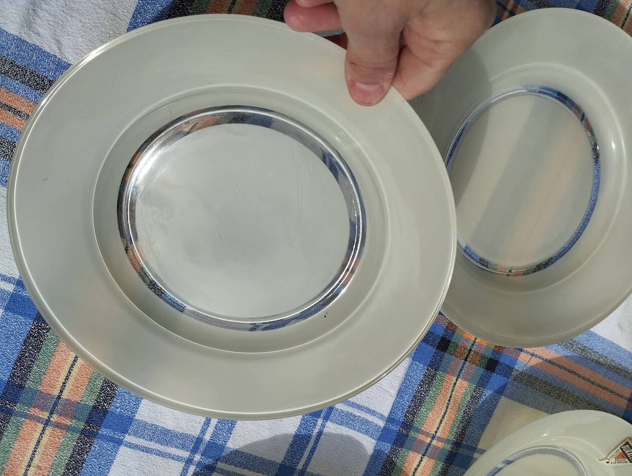 New Duralex dish set, 14 pieces with labels.