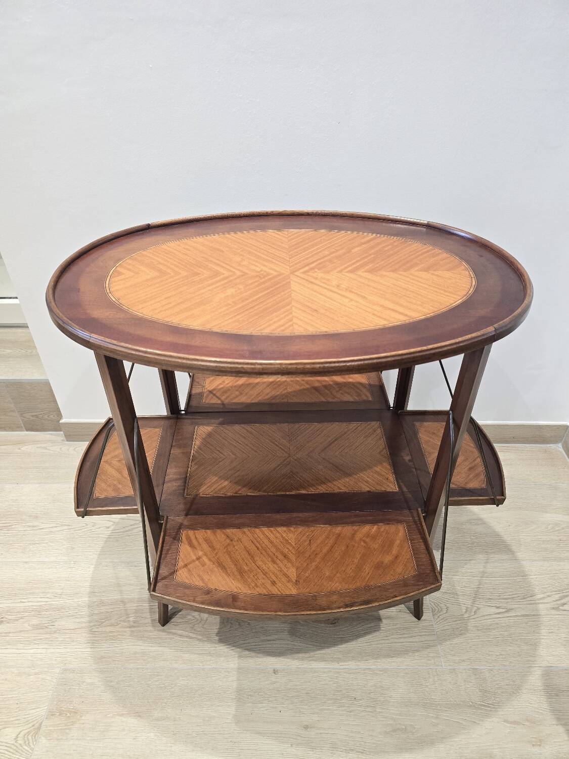 Folding tea table in marquetry wood - removable top