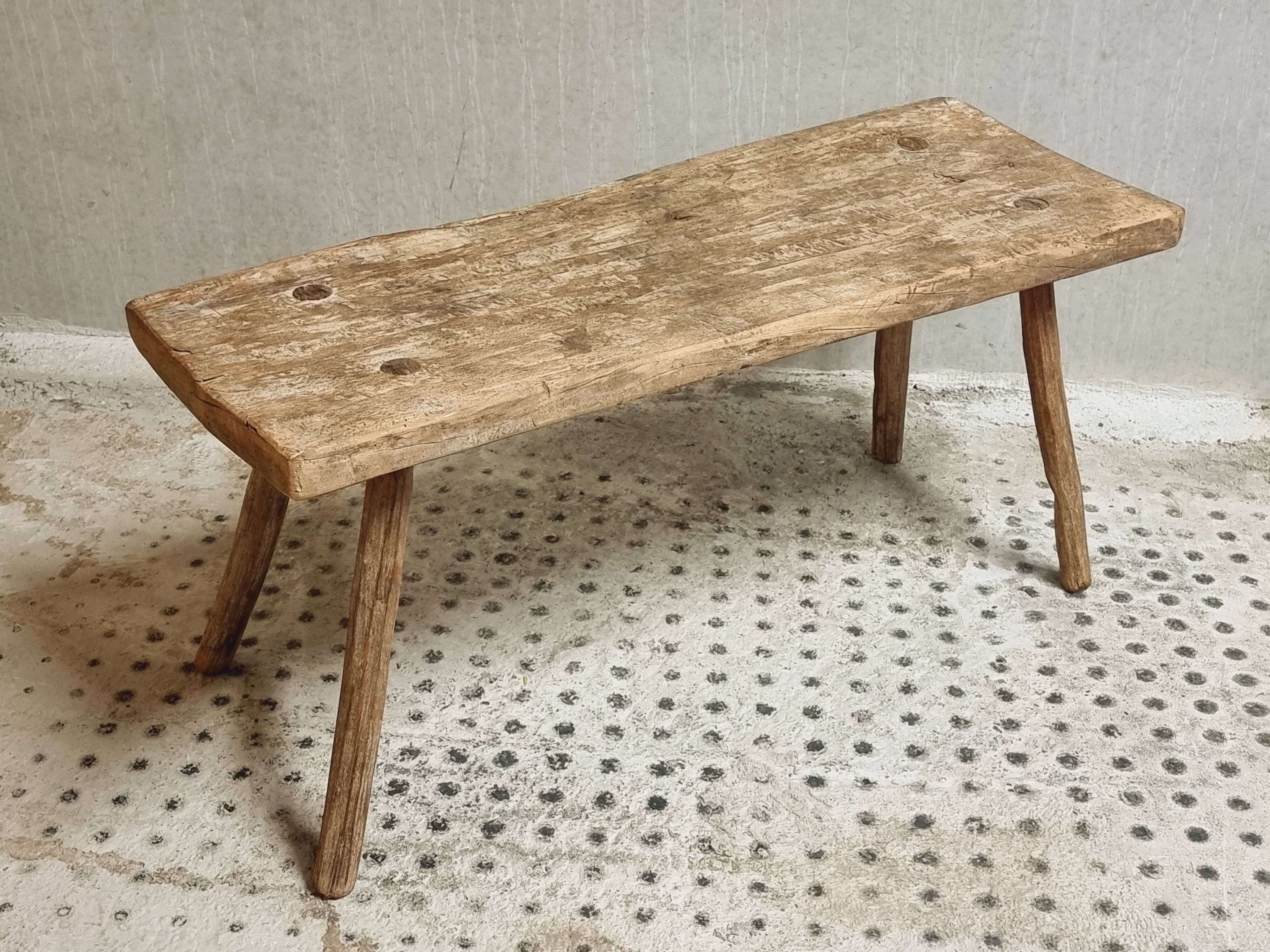 Banc de table d'abattage de table d'appoint antique en bois de hêtre et de châtaignier