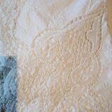 White tablecloth