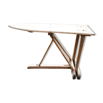 Ironing workshop table