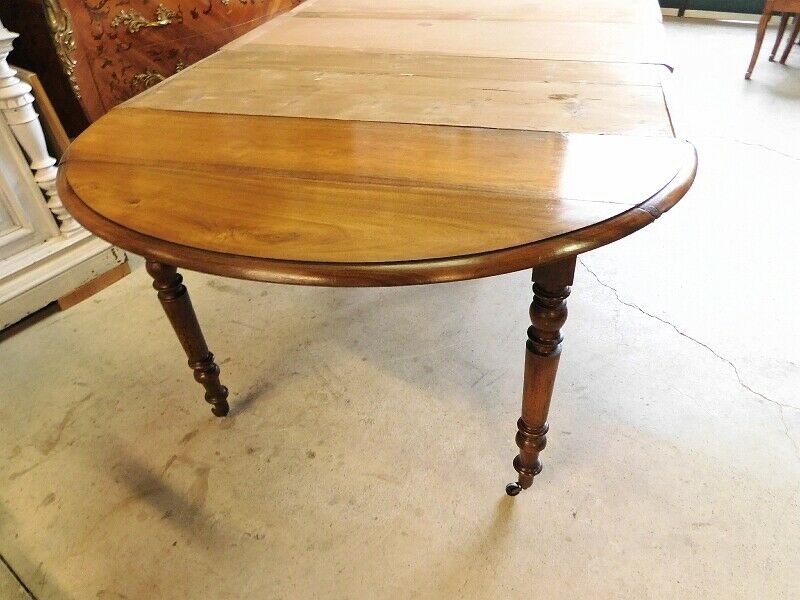Table 6 feet Louis Philippe with 3 walnut extensions of the 19th siecle