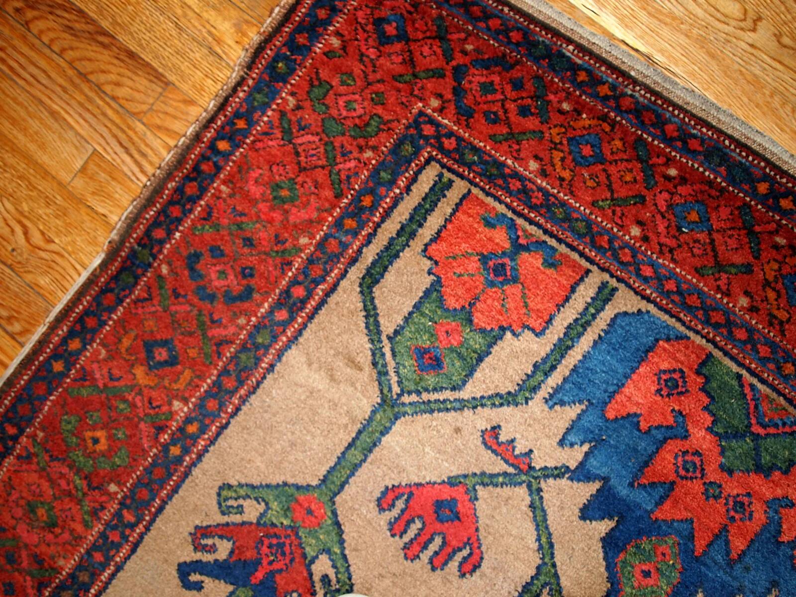 Handmade antique Persian Kurdish rug 122cm x 183cm 1900s