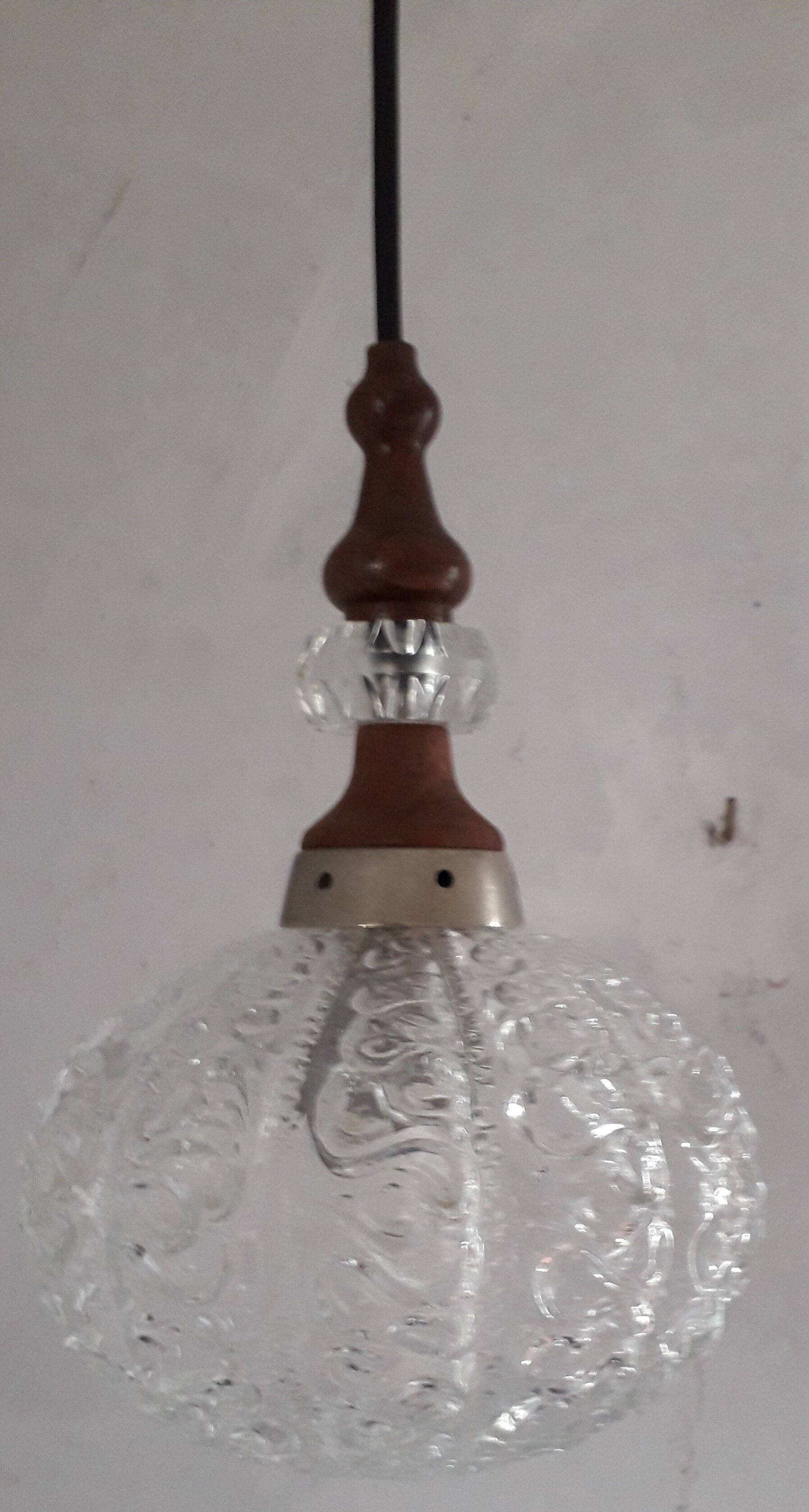 Glass hanging years 70