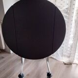Serving table
