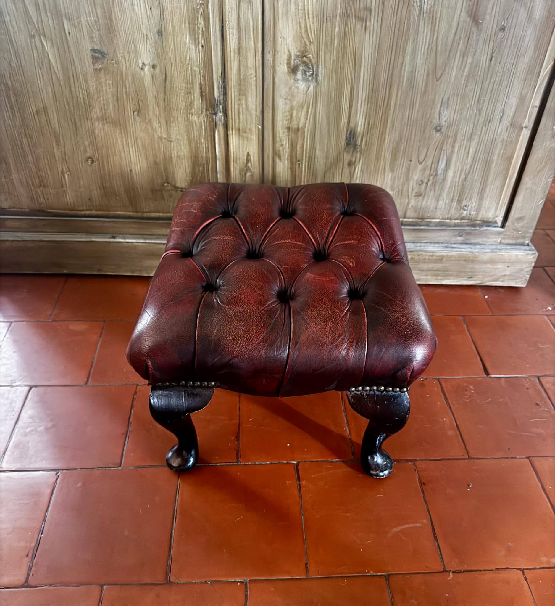 Vintage 1970s Chesterfield red leather footrest