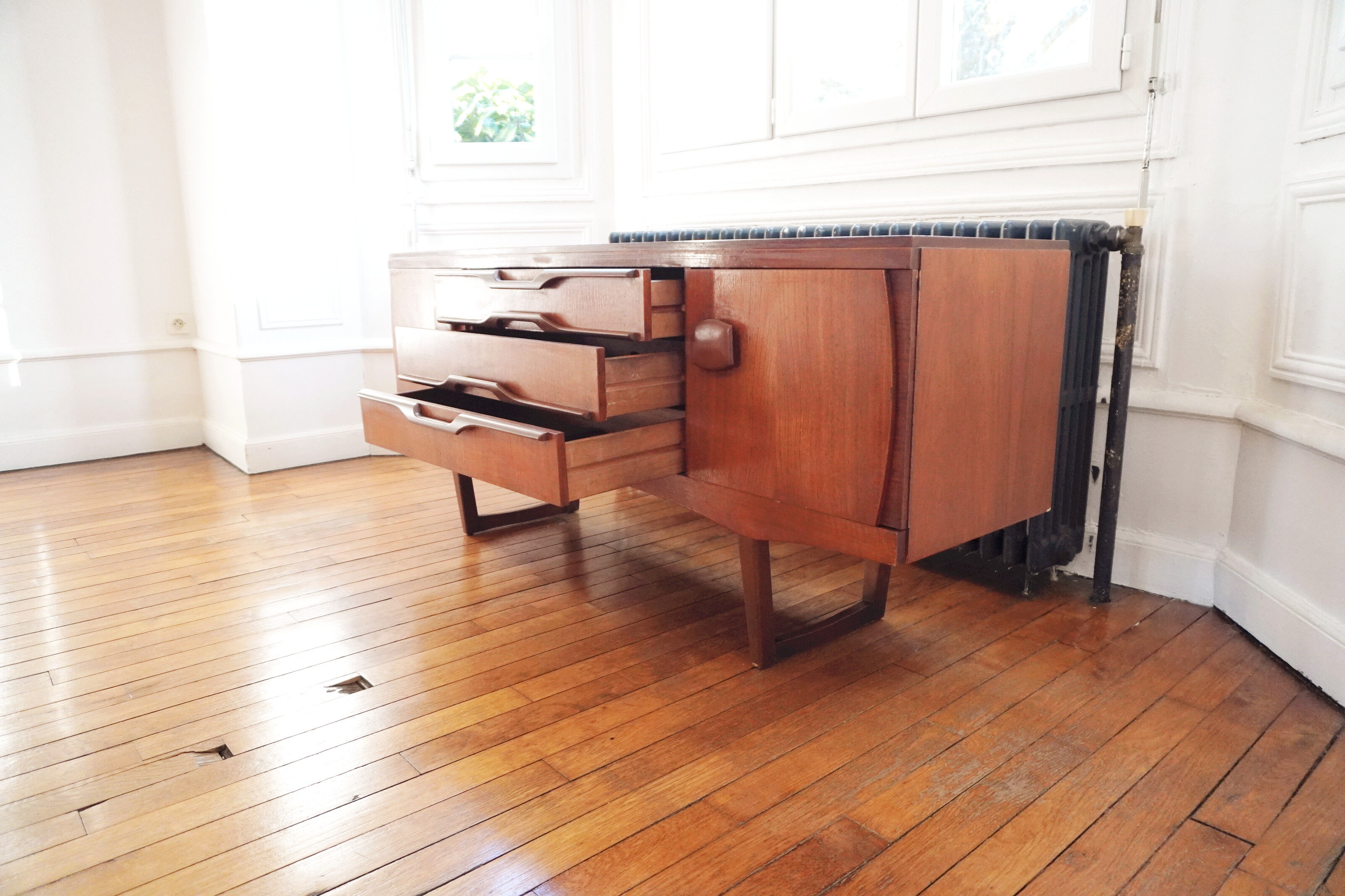 Stonehill brand English teak line