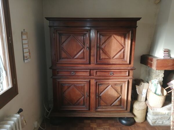 Buffet ancien 2 corps