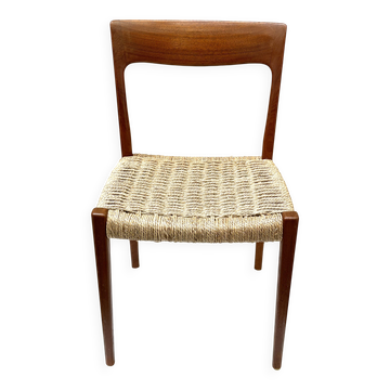 A Niels Moller model 77 chair from 1960, Danish.