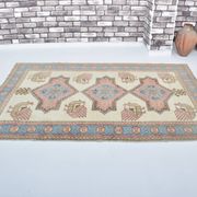 Tapis floral anatolien noué à la main sku 3430